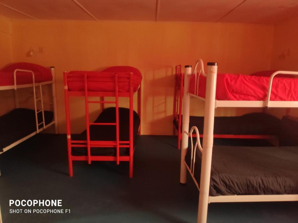 Complejo Don Joel Hostel El Chalten Bagian luar foto